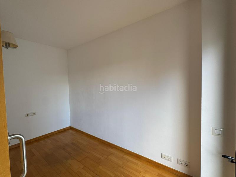 Foto ba0b106e-2d2c-42c5-aad1-0756de42b033. Appartement avec chauffage parking piscine dans Can Llong Sabadell