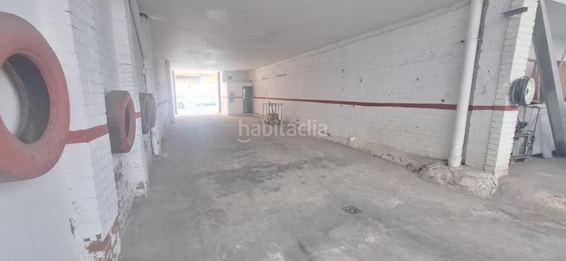 Foto b622b48b-bebb-4b04-8d08-b08f11c4d2f3. Lloguer local comercial a Ca n'Oriac Sabadell