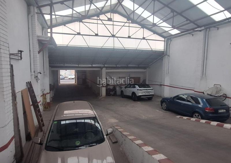 Foto b4db63cf-41bf-4b18-8c7c-1e809326d3d5. Location local commercial dans Ca n'Oriac Sabadell