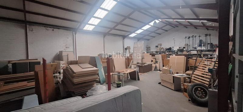 Foto c4c50fb5-284d-4174-92b7-64a22be1c4f7. Lloguer local comercial a Ca n'Oriac Sabadell