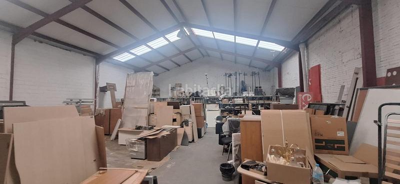 Foto 2cb5152b-1e40-4e7b-ba3c-70a2f735c42d. Location local commercial dans Ca n'Oriac Sabadell