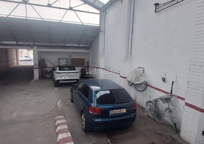 Foto c1d5bddb-62ef-477a-bf8f-e4535f4817b7. Location local commercial dans Ca n'Oriac Sabadell