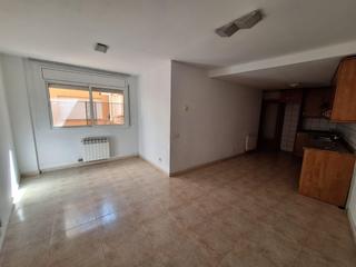 Pis a Ca n´Oriol. Piso de 2 habitaciones con parking en zona tranquila