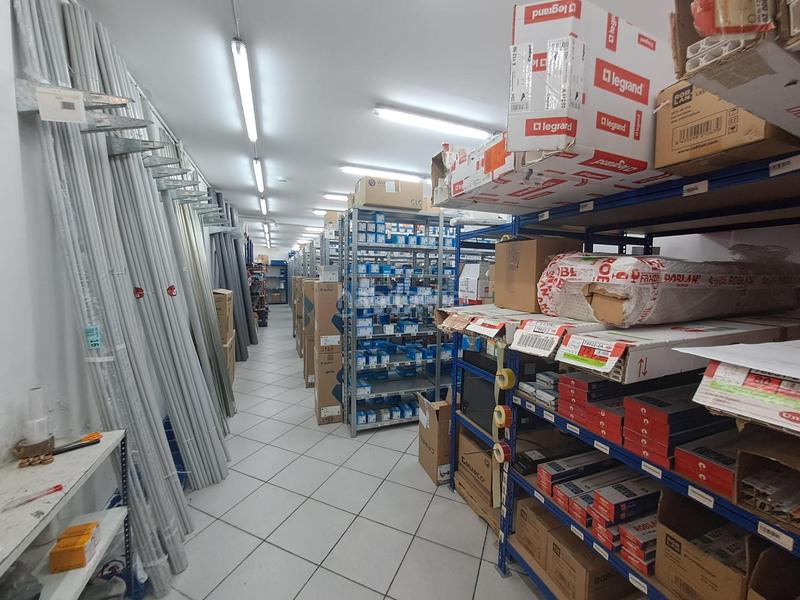 Foto 5c8eacdd-cbfe-40a4-a137-2db8e0437ad4. Local commercial dans Gràcia Sabadell