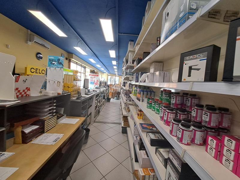 Foto 95040866-8324-407b-8a93-45e94f9cd031. Local commercial dans Gràcia Sabadell