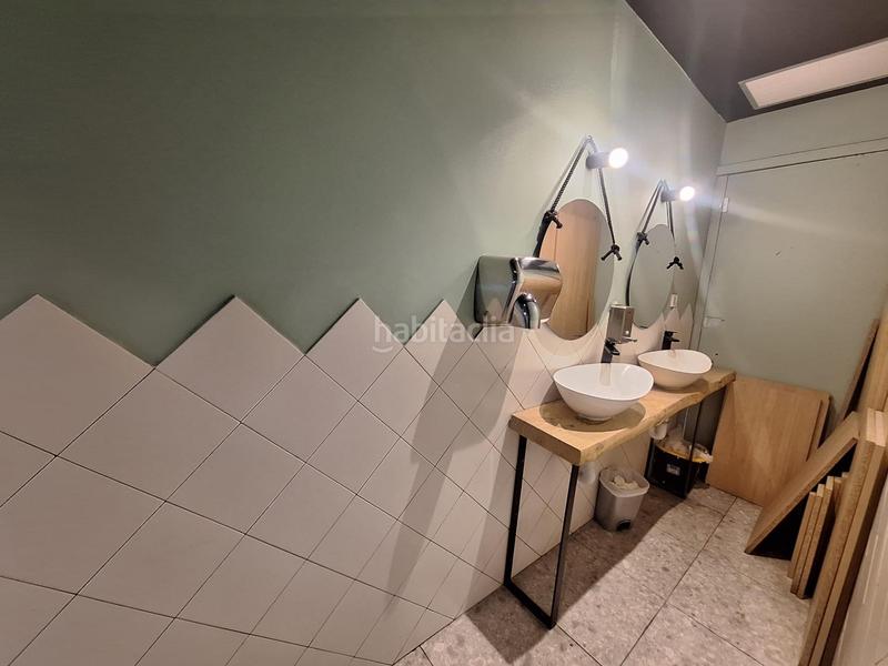 Foto 9cfe3c94-7476-4cef-8cec-ae897c39bc0f. Pas-de-porte local commercial dans Centre Sabadell