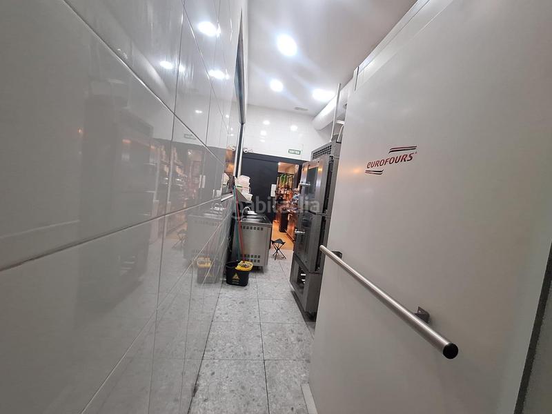 Foto 4051ca24-85c2-445e-b5a9-1359fbbc6023. Trapasso locale commerciale in Centre Sabadell