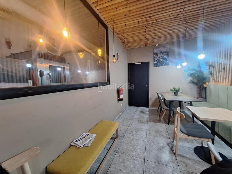 Foto bcdec2f3-6b35-4f6b-a6e1-d339636f5081. Trapasso locale commerciale in Centre Sabadell