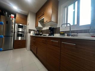 Pis a Gràcia. Amplia y soleada vivienda totalmente reformada en can feu