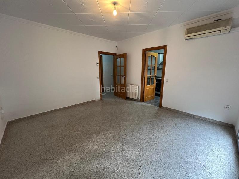 Foto 97065bd2-c916-4bad-8fb5-83a7f8c87a64. Piso  en Can Rull en buena zona en Can Rull Sabadell