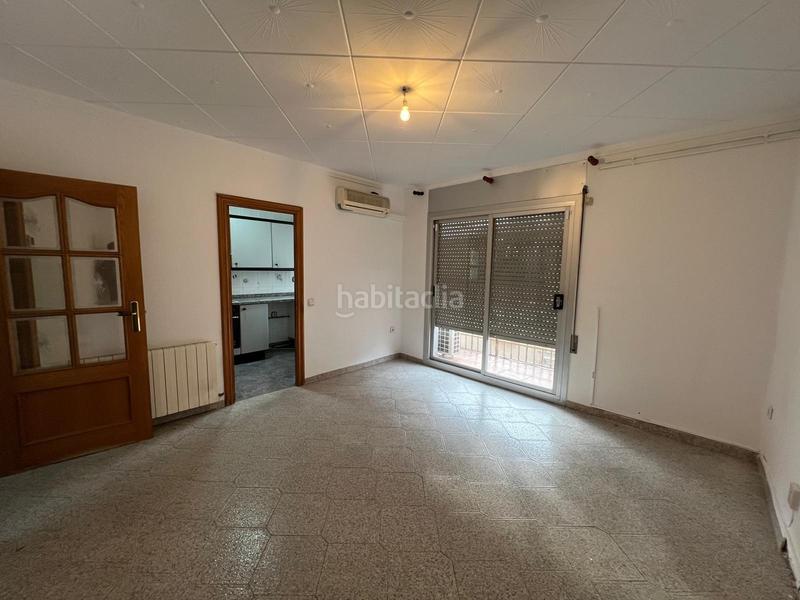 Foto ac66f4e8-28d8-442f-a393-018e30df4416. Piso  en Can Rull en buena zona en Can Rull Sabadell