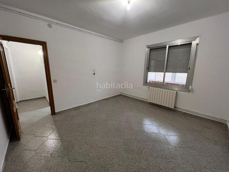 Foto accfe359-a6d2-4549-97ac-e929a641613b. Piso  en Can Rull en buena zona en Can Rull Sabadell