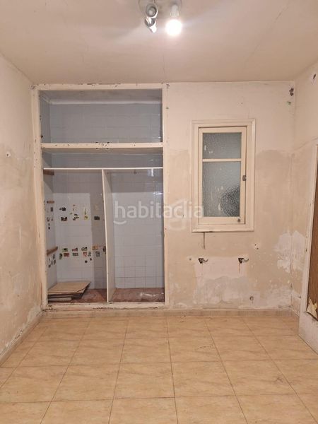 Foto ffc12576-52e0-45b8-b41b-1be26d37272d. Casa adossada a Poble Nou Terrassa
