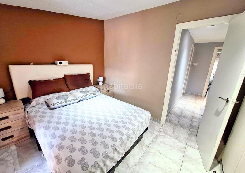 Foto f1b39e4c-2037-4903-8e7b-651dfb48cf39. Casa amb aparcament a Poble - Casc Antic Castellar del Vallès