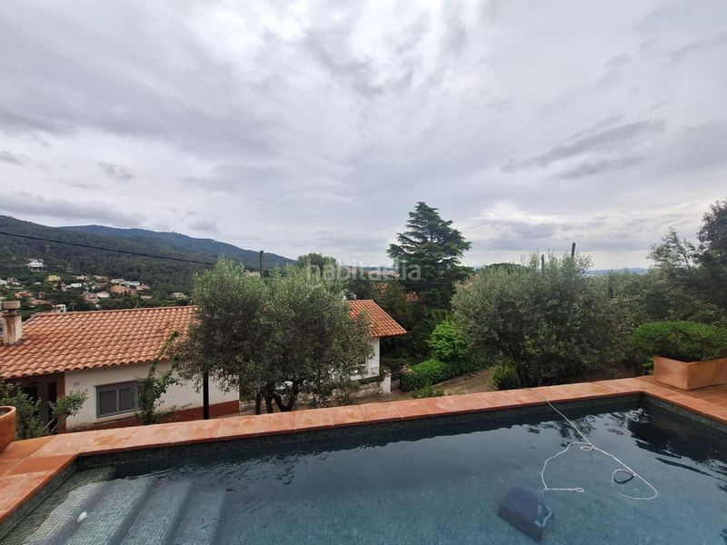 Foto c29122d4-fa82-4ed2-95ed-ff8d9e5de84b. Casa amb calefacció aparcament piscina a El Racó-Sant Feliu del Racó Castellar del Vallès