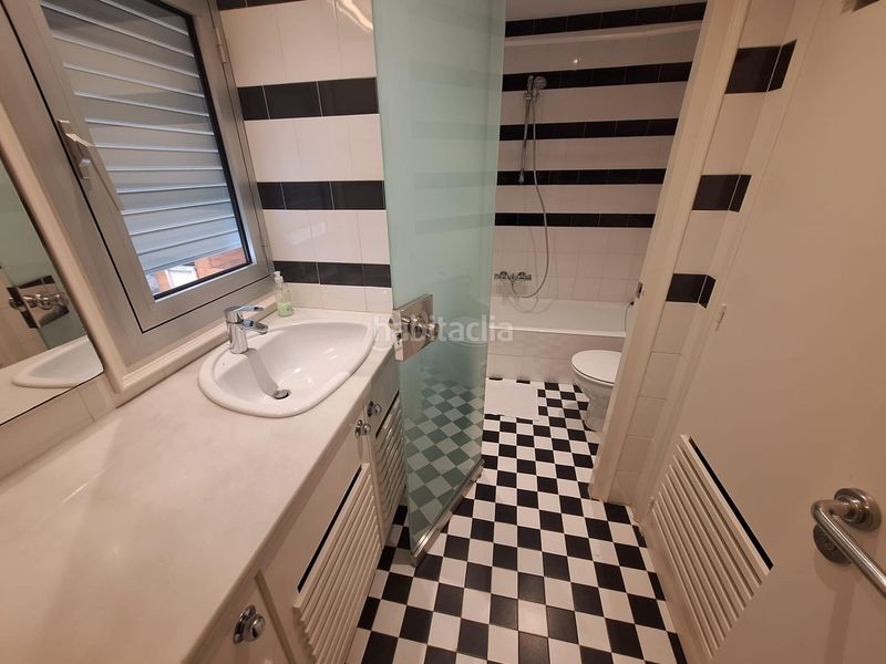 Foto fb2b6520-1d78-4ecb-8419-42fbbc75b1b1. Casa amb calefacció aparcament piscina a El Racó-Sant Feliu del Racó Castellar del Vallès