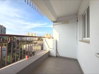 Appartement dans Badia del Vall�s. Piso alto con ascensor, exterior y muy luminoso, con balc�n y vi