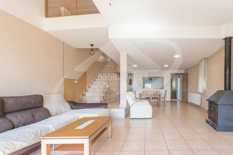 Foto 0526bdc1-6e6d-40e8-95e9-888a7645f007. Casa amb calefacció piscina a El Racó-Sant Feliu del Racó Castellar del Vallès