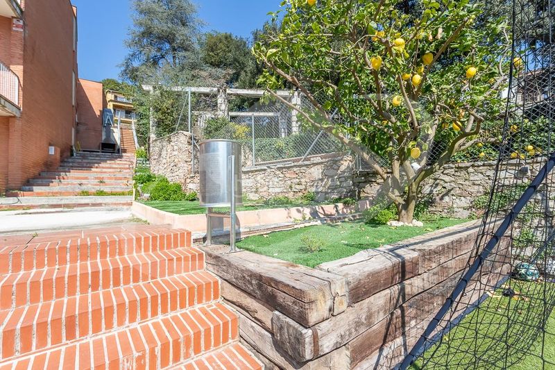 Foto 0e202e5d-f4be-42d2-854d-f6d1096f6f0f. Casa amb calefacció piscina a El Racó-Sant Feliu del Racó Castellar del Vallès