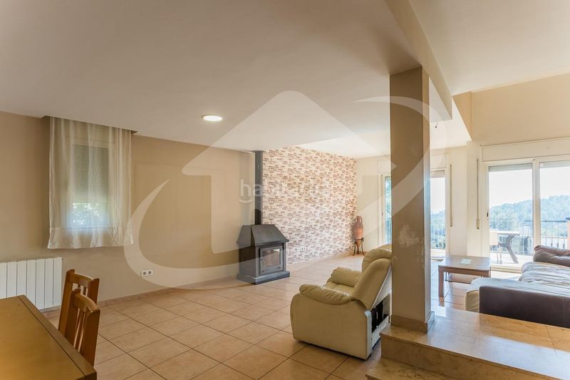 Foto 9dcd00fb-097d-4e31-86ca-a83ed3e1aa0c. Casa amb calefacció piscina a El Racó-Sant Feliu del Racó Castellar del Vallès