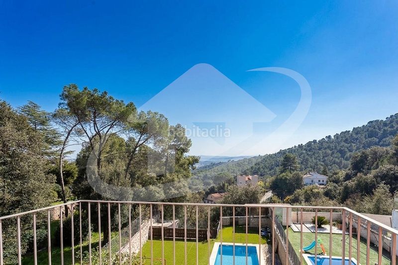 Foto c792f23f-9d3e-4f86-b07a-ddc6b64f629e. Casa amb calefacció piscina a El Racó-Sant Feliu del Racó Castellar del Vallès