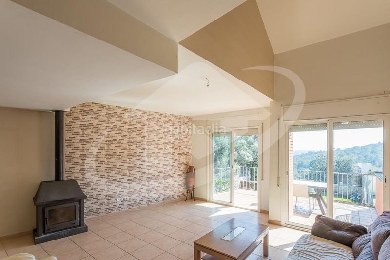 Foto cf393beb-4c59-4854-a4c6-db9a698b0287. Casa amb calefacció piscina a El Racó-Sant Feliu del Racó Castellar del Vallès