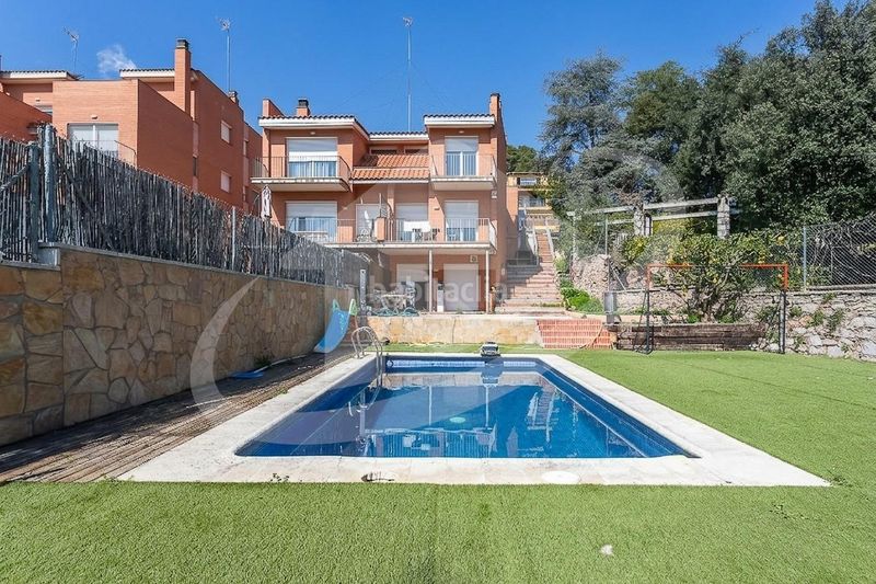 Foto d733ca37-86d4-404a-bde5-0dbe900e6ccd. Casa amb calefacció piscina a El Racó-Sant Feliu del Racó Castellar del Vallès
