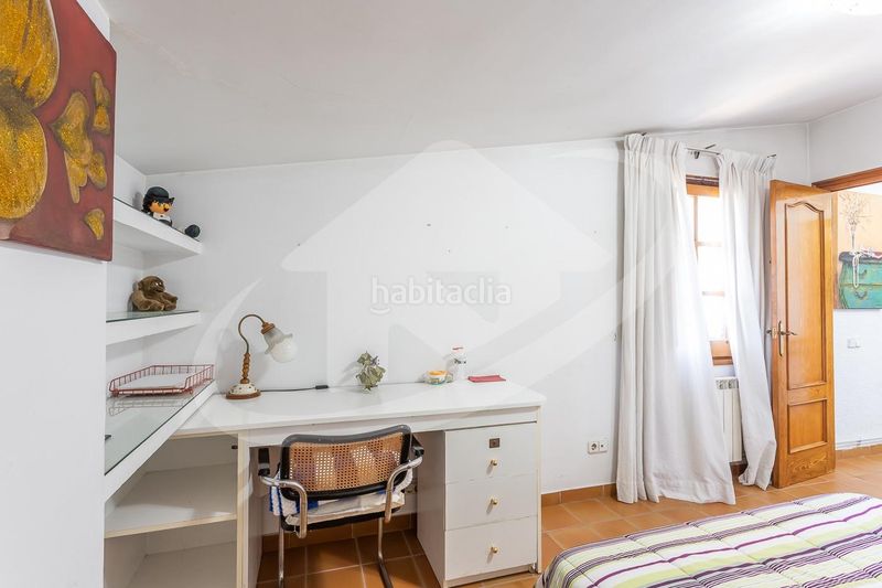 Foto 037ad1c3-3fc4-4277-9977-2d278d4c8043. Casa amb calefacció aparcament a Airesol Castellar del Vallès