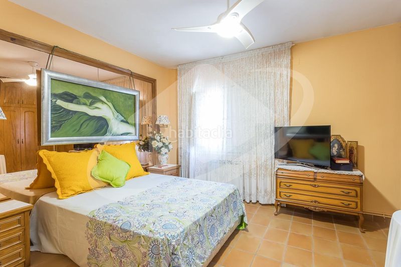 Foto 3823e2a6-0120-4d10-baa0-bd8eb06fae99. Casa amb calefacció aparcament a Airesol Castellar del Vallès