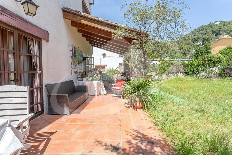 Foto 475e9dc2-b939-48d0-b5b3-5f9d32b23822. Casa amb calefacció aparcament a Airesol Castellar del Vallès