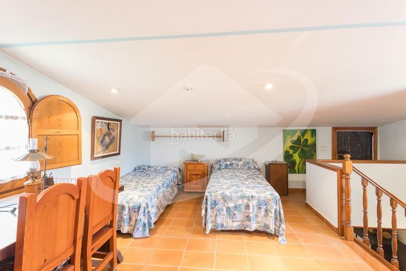 Foto bce2bf2c-cdb9-475b-b9fe-a1437170d7d4. Casa amb calefacció aparcament a Airesol Castellar del Vallès