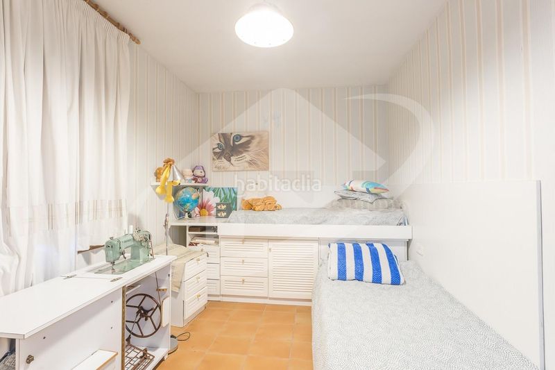 Foto f8aeabed-9e10-4d7c-87a1-6d05944a6133. Casa amb calefacció aparcament a Airesol Castellar del Vallès