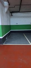 Location Parking voiture à Creu Alta. Plaza de parking en alquiler en eix macià