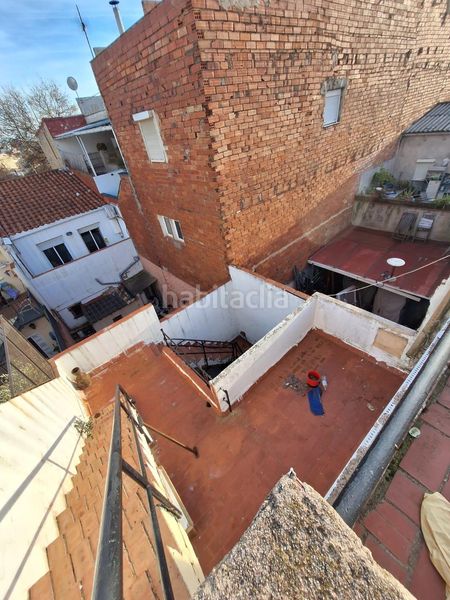Foto c41c5dfb-815c-4f2c-9f0a-6513d69f4282. Casa adossada a Poble Nou Terrassa