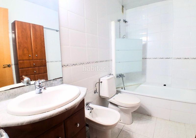 Foto 18770eb7-2d8d-44a5-bd45-6b7f3e7faf8c. Pis amb calefacció a Creu Alta Sabadell