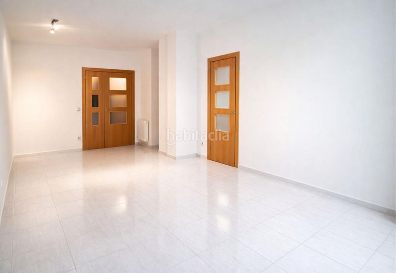 Foto 2ca46c54-0ace-42d9-afd8-5c95c6309a35. Pis amb calefacció a Creu Alta Sabadell