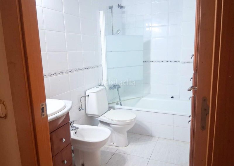 Foto 3fa5e29f-bb7f-4256-b0a6-a7bc95c6fe1a. Pis amb calefacció a Creu Alta Sabadell