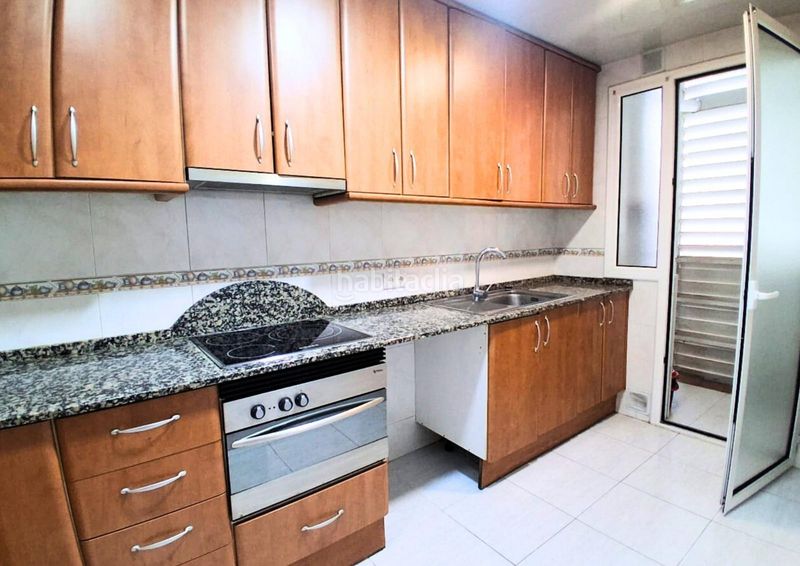 Foto b2222d6d-d25c-4ceb-9803-74d2d3fffa14. Pis amb calefacció a Creu Alta Sabadell