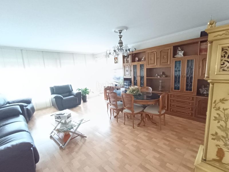 Foto 27bf9d0d-3e51-4ae8-b445-7312f4552b44. Pis amb aparcament a Campoamor Sabadell