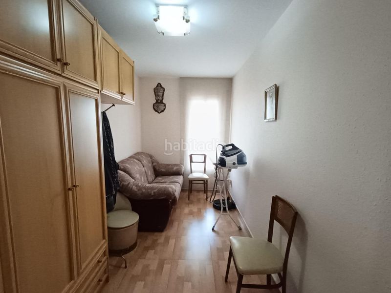 Foto 3d0ce00d-e8ce-4182-93b7-6d324d05dff9. Pis amb aparcament a Campoamor Sabadell