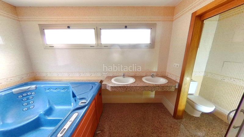 Foto aa8a7032-edb4-4a87-b344-9fd5abf636e3. Masia amb aparcament piscina a Matadepera