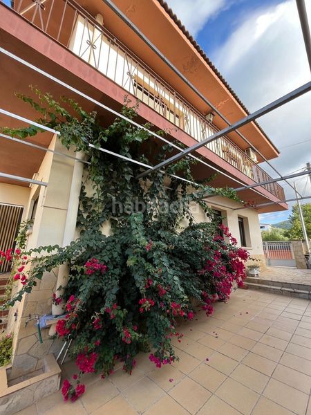Foto bb7a1ad0-b31a-4b14-b876-d112aee9589a. Casa amb calefacció aparcament a Airesol Castellar del Vallès