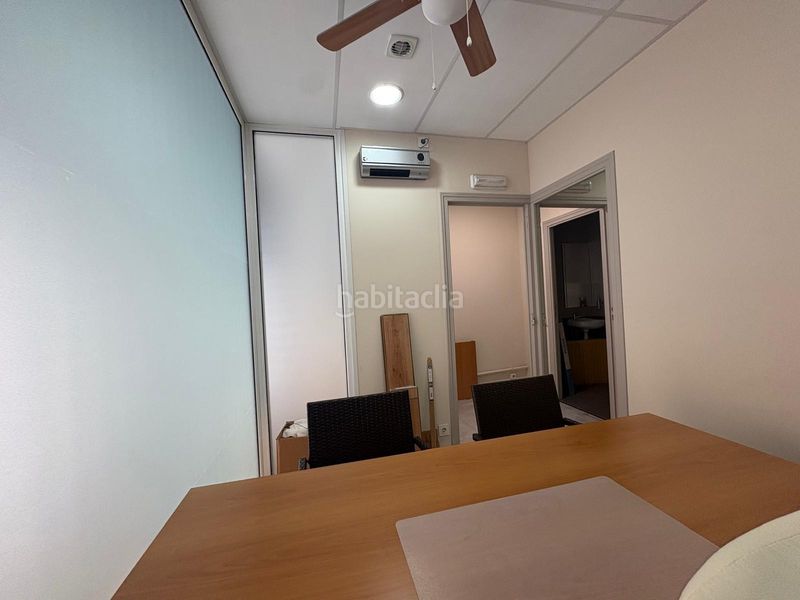 Foto 694b3233-7586-4b54-9d0c-dbca685d966f. Local comercial a Centre Sabadell