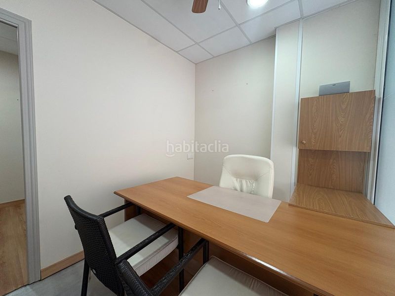 Foto c2cda75e-c425-478b-b9e0-0a672c5f89d3. Local comercial a Centre Sabadell