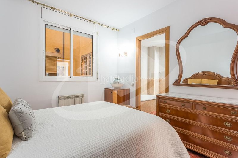 Foto 4ece5dc2-c671-4af7-88cd-dff082213d63. Pis amb calefacció aparcament a Eixample Sabadell