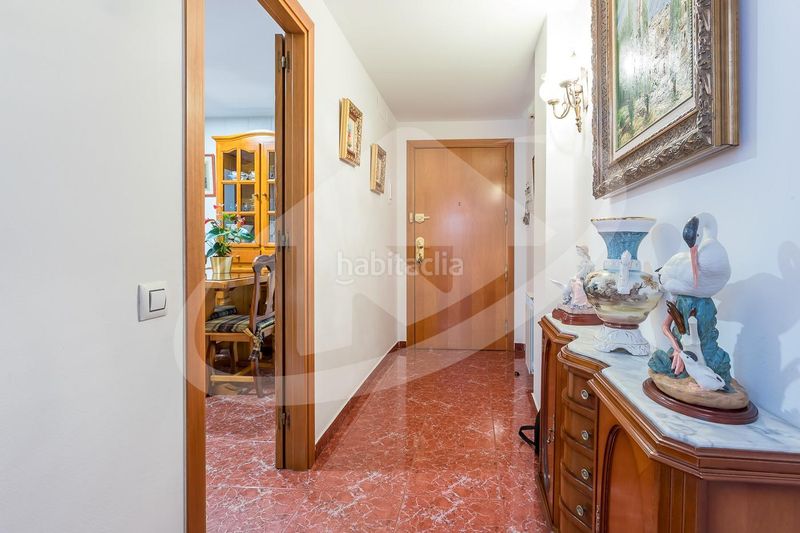 Foto 4f5d3051-8c42-43cd-adec-aea14804b913. Pis amb calefacció aparcament a Eixample Sabadell