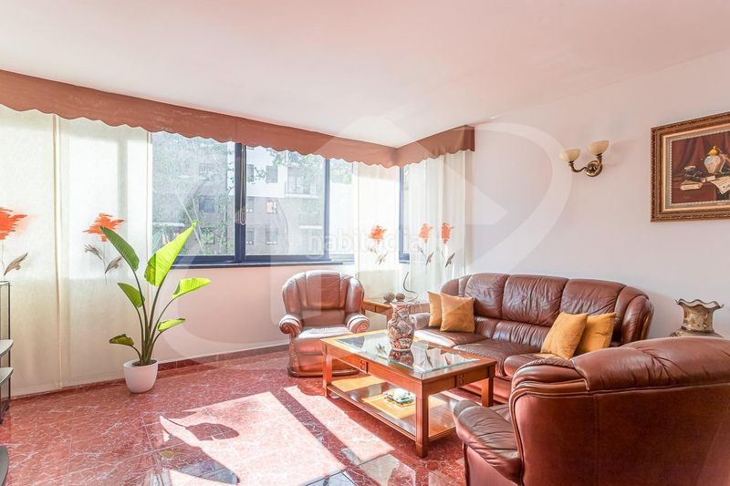 Foto bdfc0f5b-3629-4b6a-8333-d66c7a30f5d2. Pis amb calefacció aparcament a Eixample Sabadell