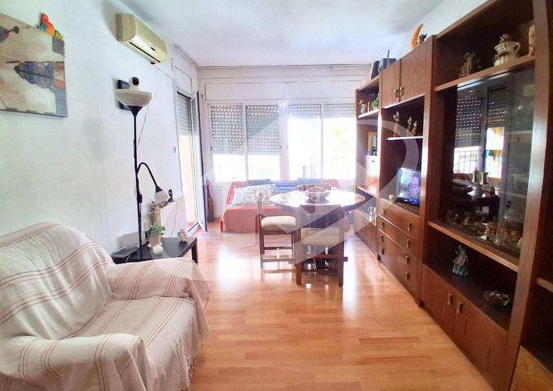 Foto 366cf48b-350f-4877-bca7-364f69a1a7c4. Piso acogedor piso a leixample ideal para familias en Sabadell