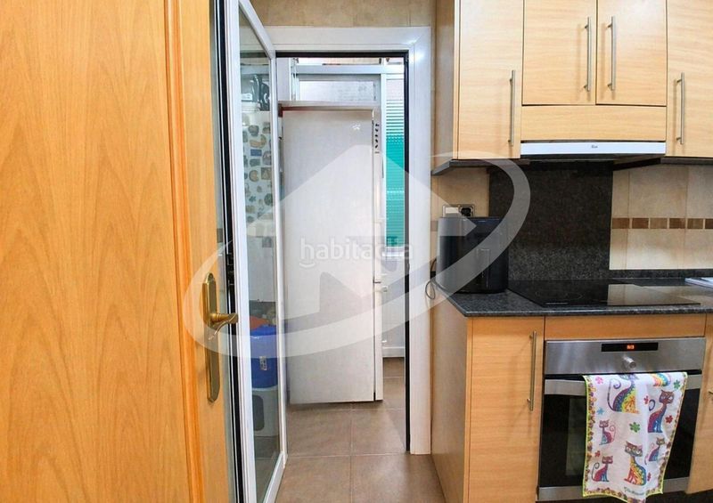 Foto b51f86c9-a6fb-4d49-9385-bc69a5ddde2e. Piso acogedor piso a leixample ideal para familias en Sabadell