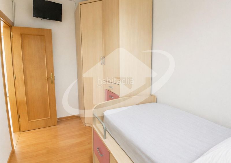 Foto b644427b-c371-4866-a18b-1894c4d029ec. Piso acogedor piso a leixample ideal para familias en Sabadell